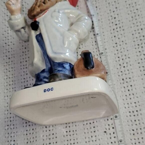 Goebel Co Boy Vintage 1979 "DOC" The Doctor Figurine - Picture 6 of 10
